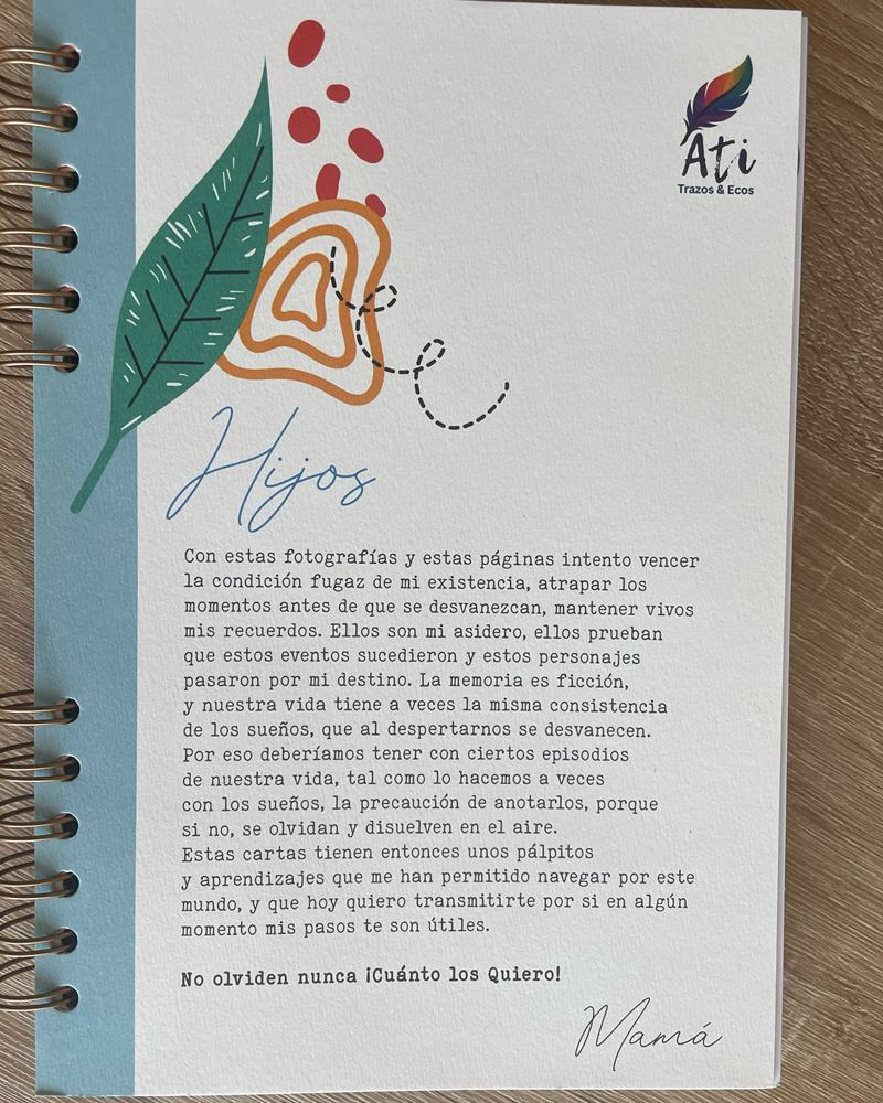 Primera página del cuaderno abierta, con el texto de apertura de ATI impreso y la palabra Hijos escrita a mano arriba.